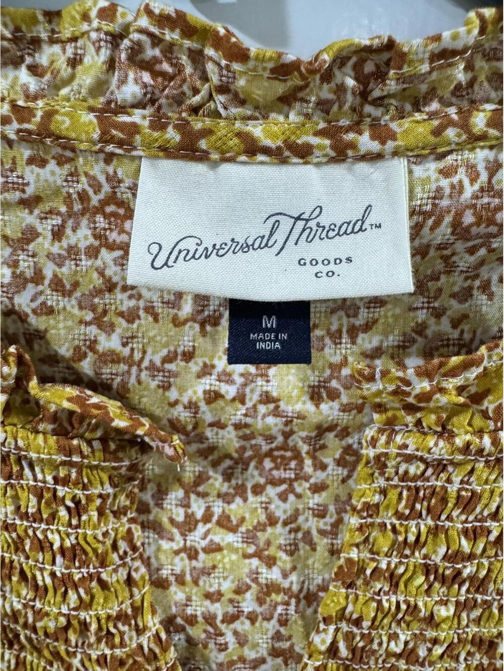 Universal Thread Yellow Floral Boho Peasant Blouse Size M Smocked Puff Sleeve - Picture 6 of 9